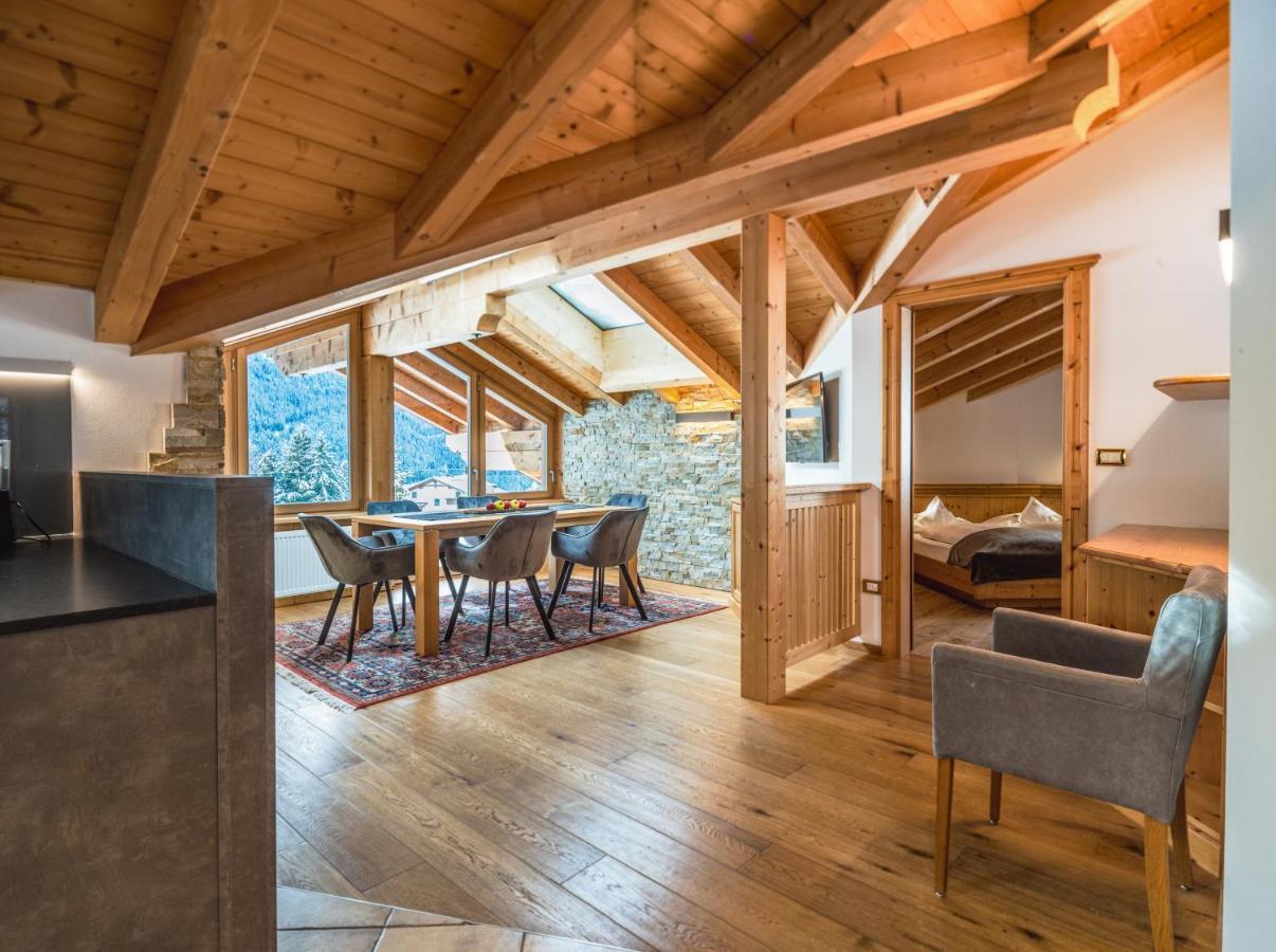 Garni Hotel Rosengarten B&B Selva di Val Gardena Exteriér fotografie