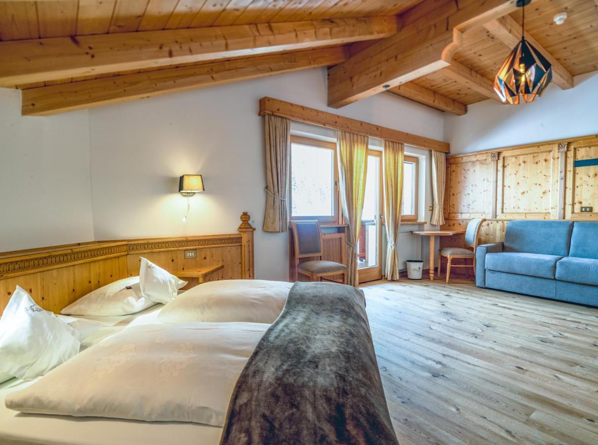 Garni Hotel Rosengarten B&B Selva di Val Gardena Exteriér fotografie